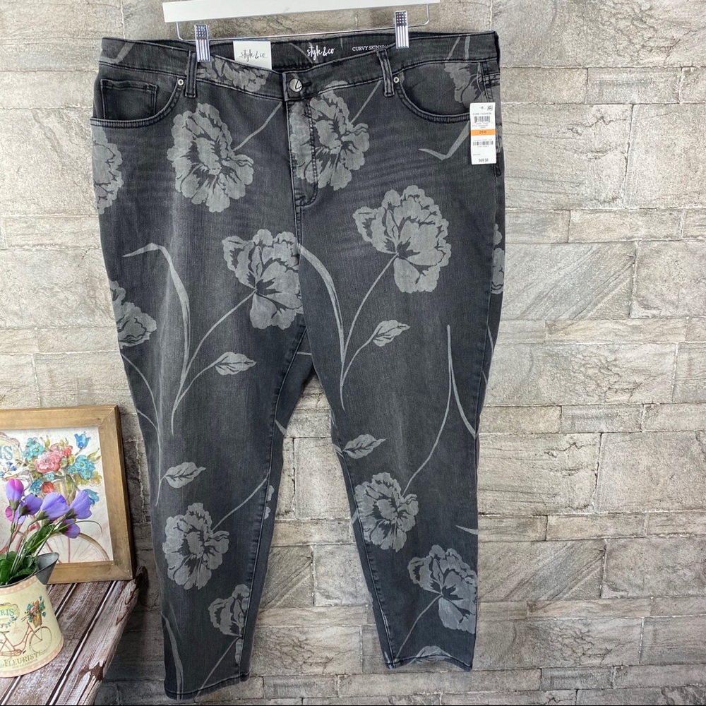 Style & Co Calla Lily Denim Mid-Rise Skinny Jeans - Picture 2 of 10